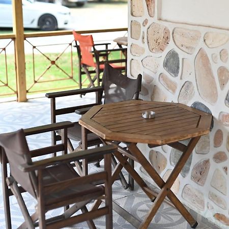 Guesthouse Agnandi Loutraki  Bagian luar foto
