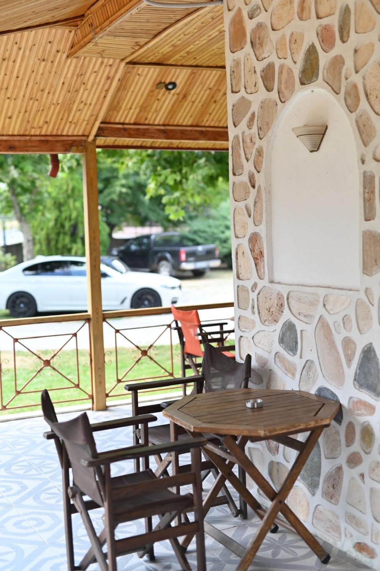 Guesthouse Agnandi Loutraki  Bagian luar foto