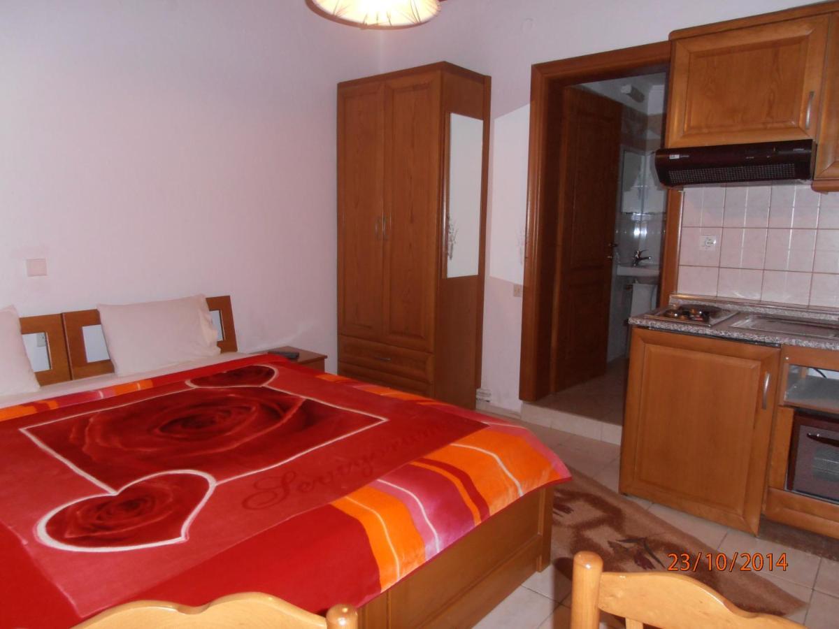 Guesthouse Agnandi Loutraki  Ruang foto